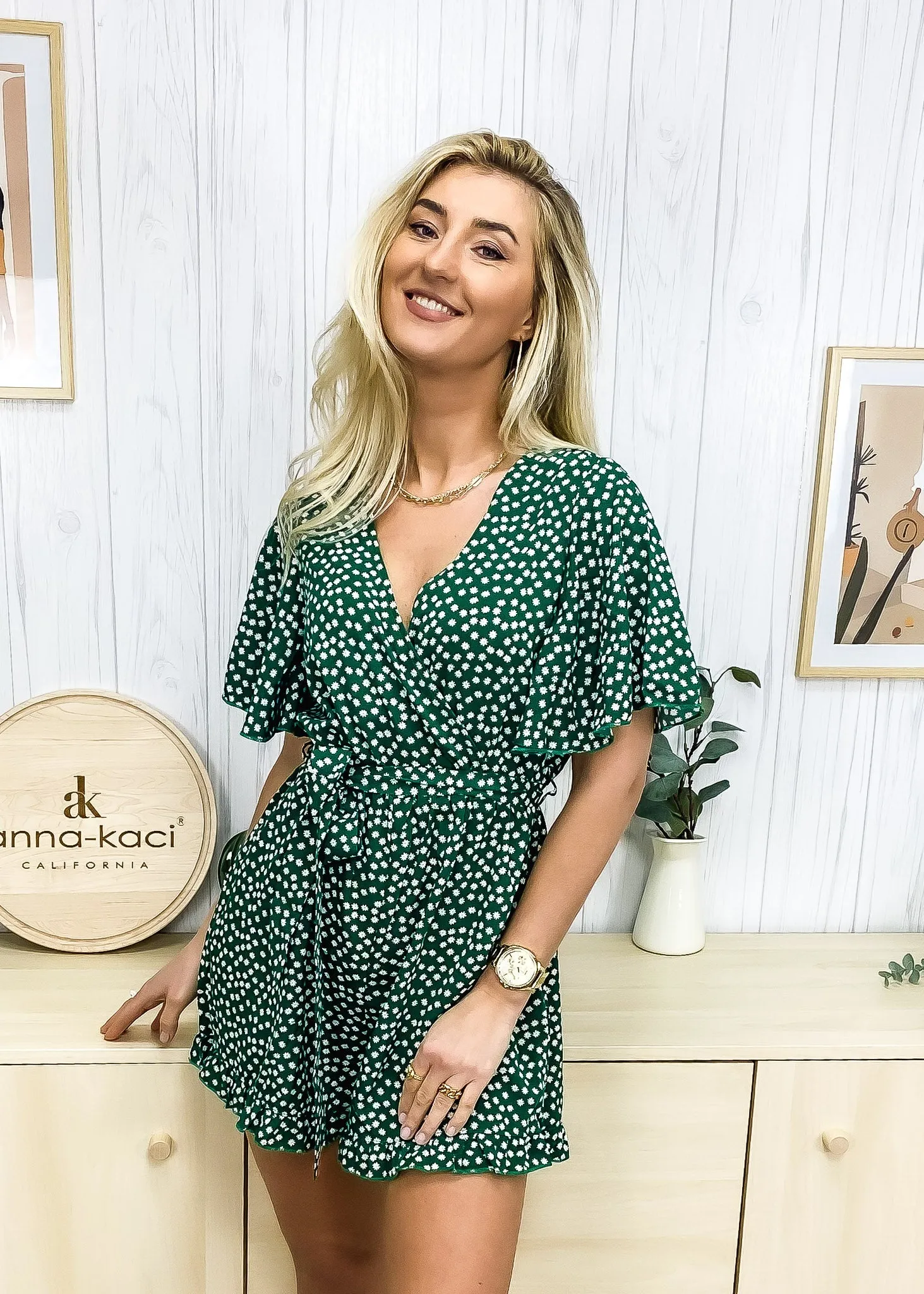 Ditsy Floral Print Tie Waist Romper