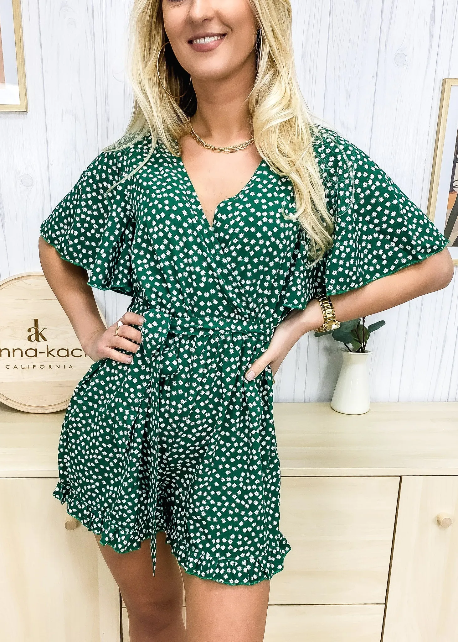 Ditsy Floral Print Tie Waist Romper