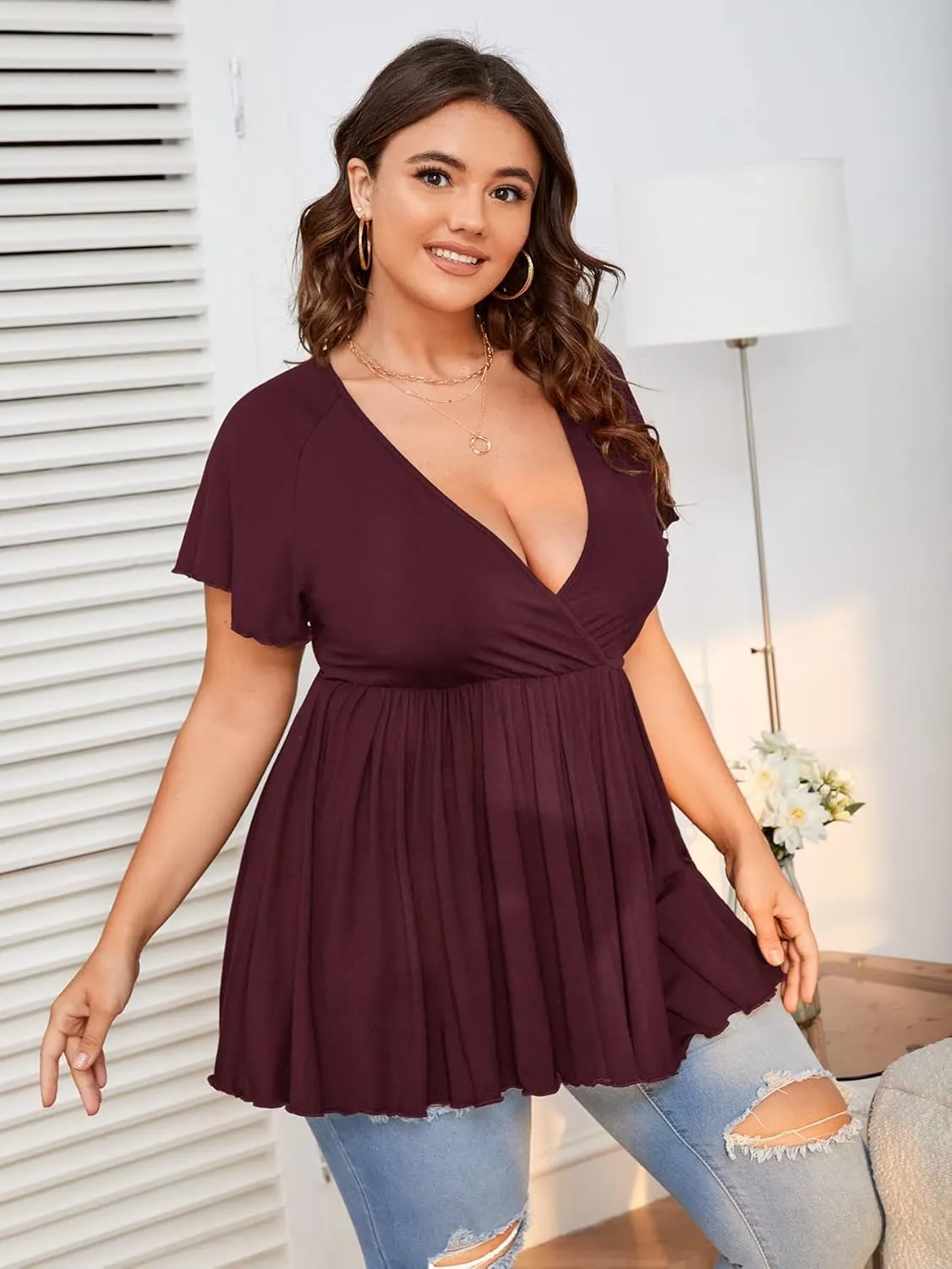 SweatyRocks Women's Plus Size Short Sleeve Deep V Neck Ruffle Hem Blouse Pleated Flared Peplum Top