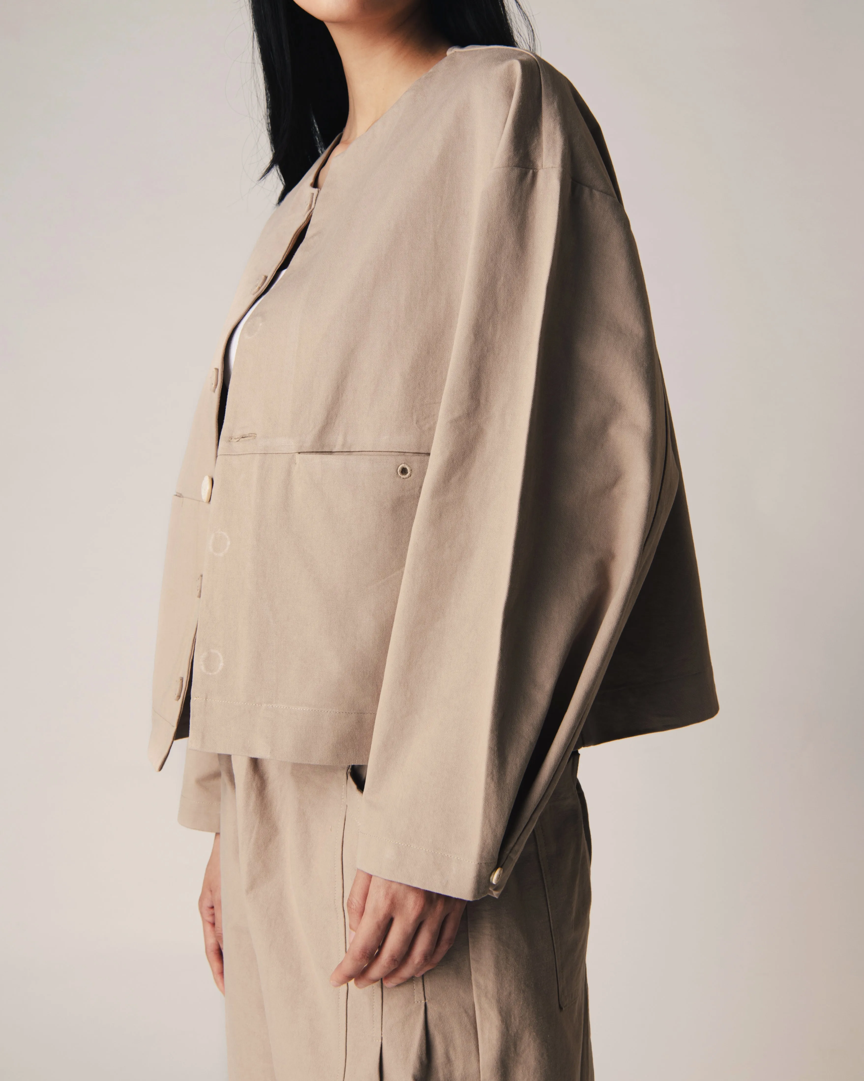 Unisex: The Cropped Jacket (Khaki)