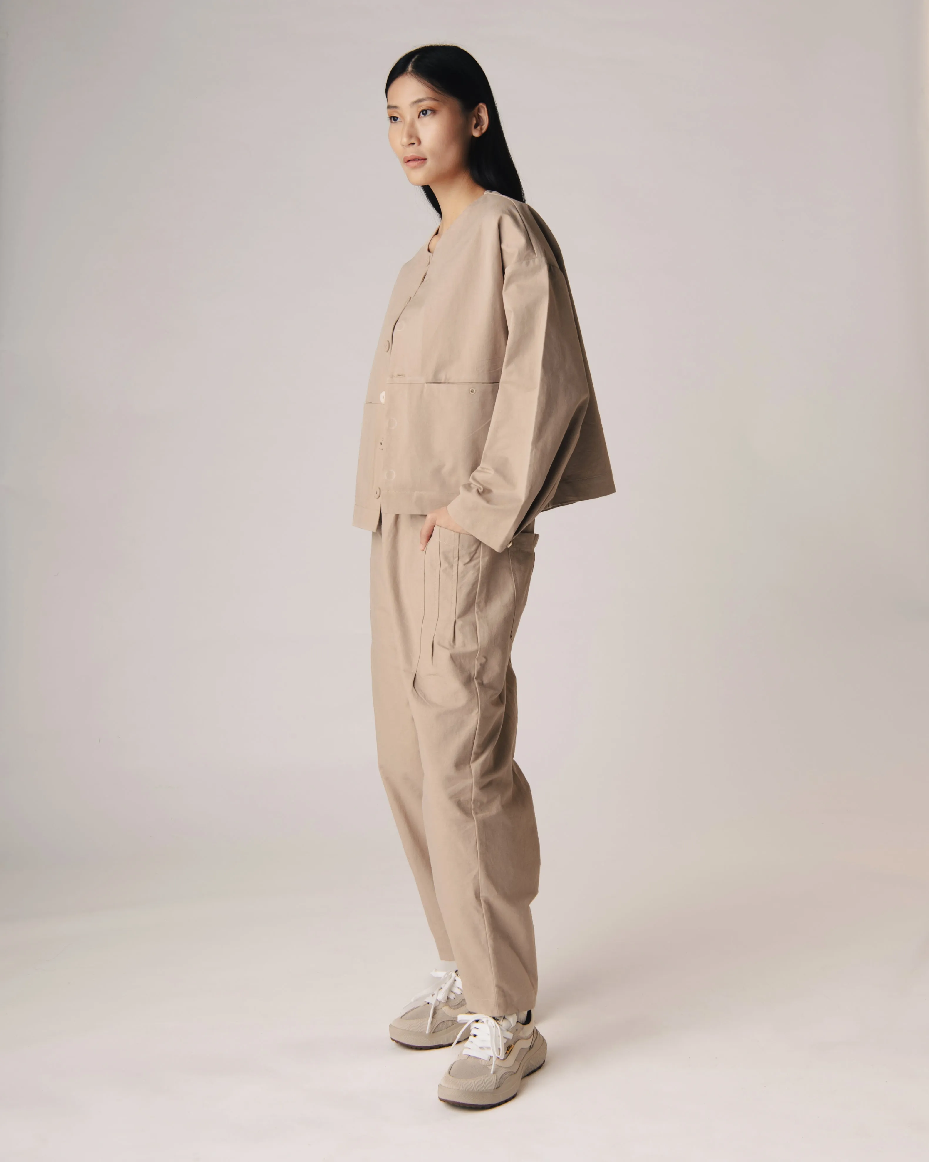 Unisex: The Cropped Jacket (Khaki)