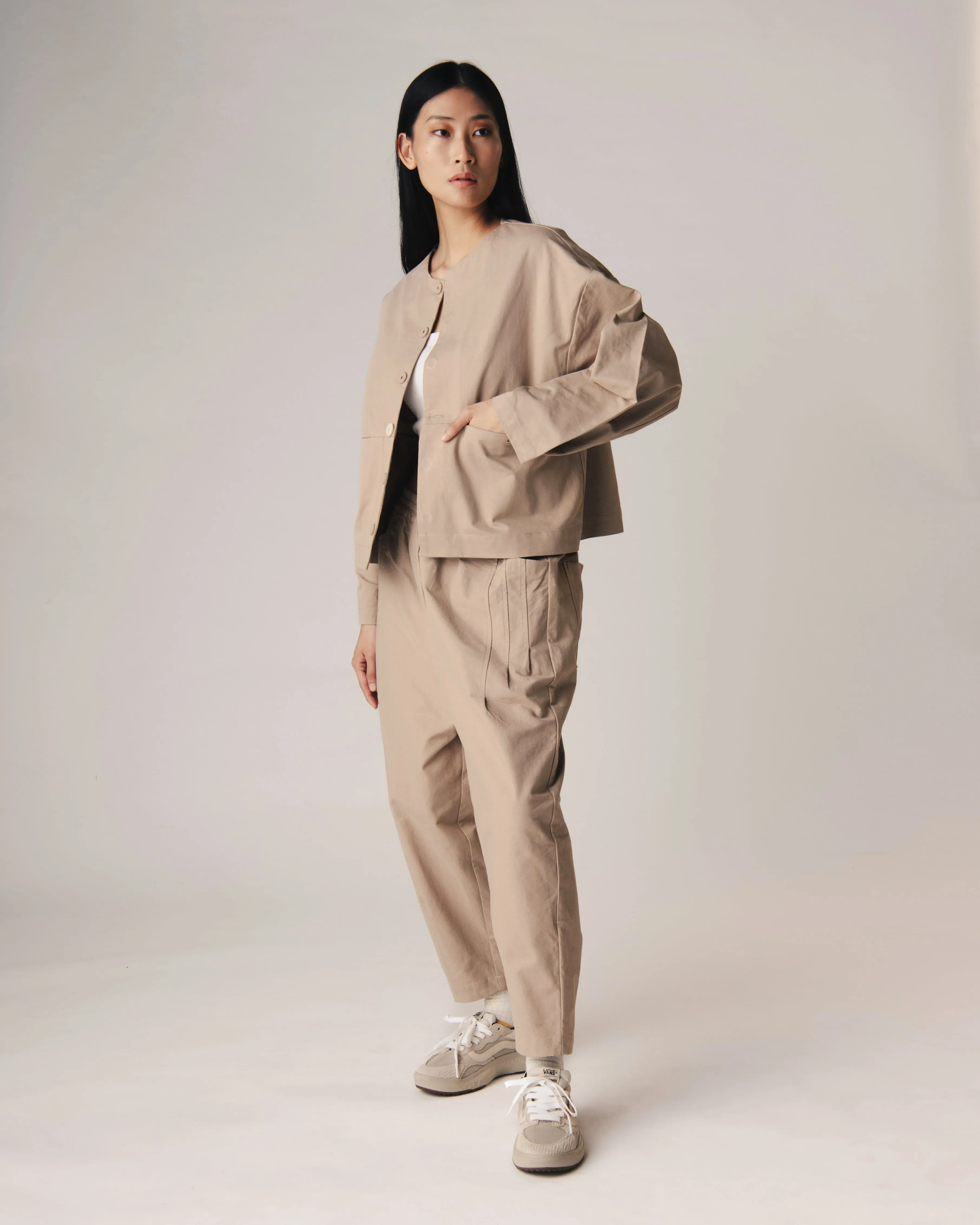 Unisex: The Cropped Jacket (Khaki)