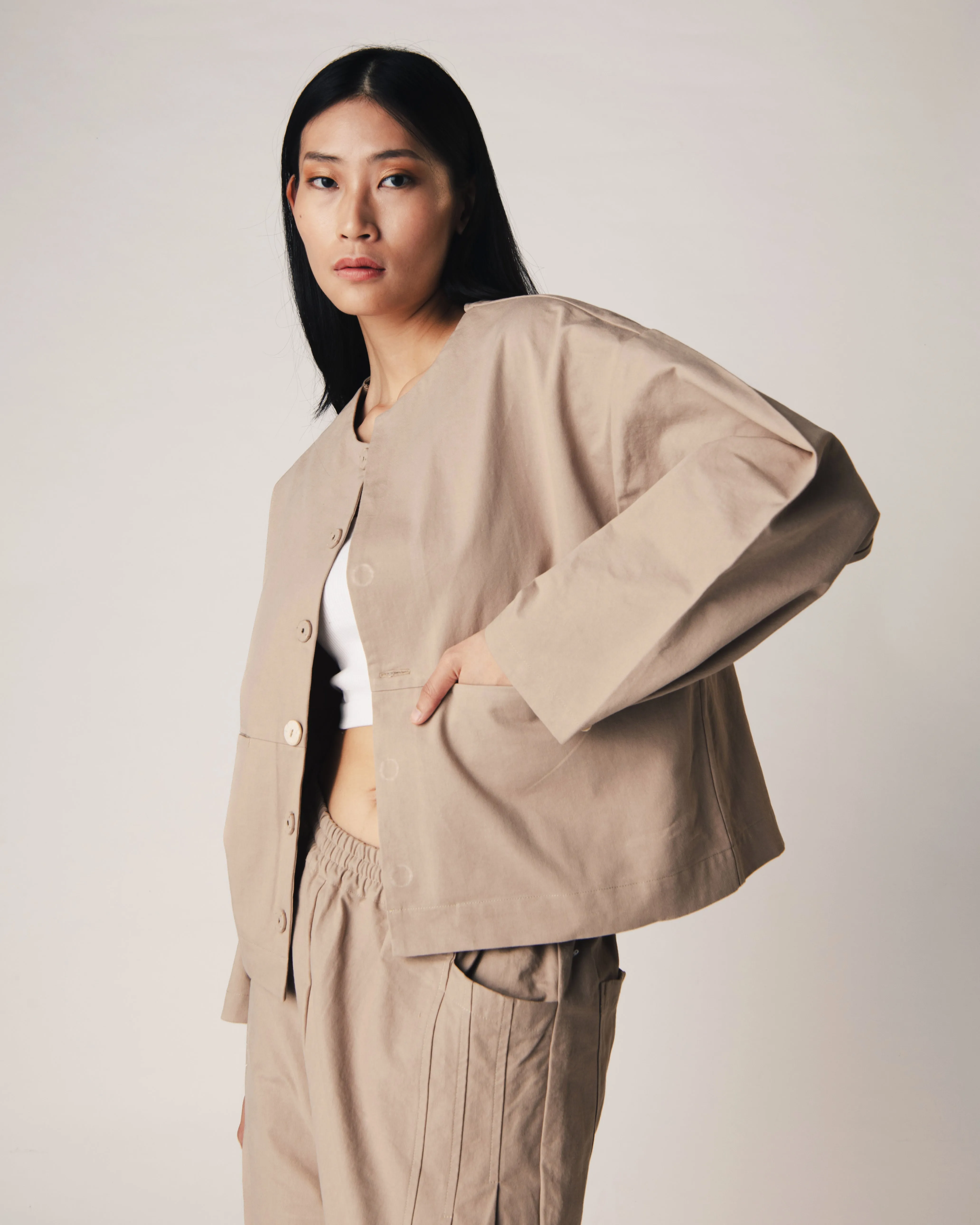 Unisex: The Cropped Jacket (Khaki)