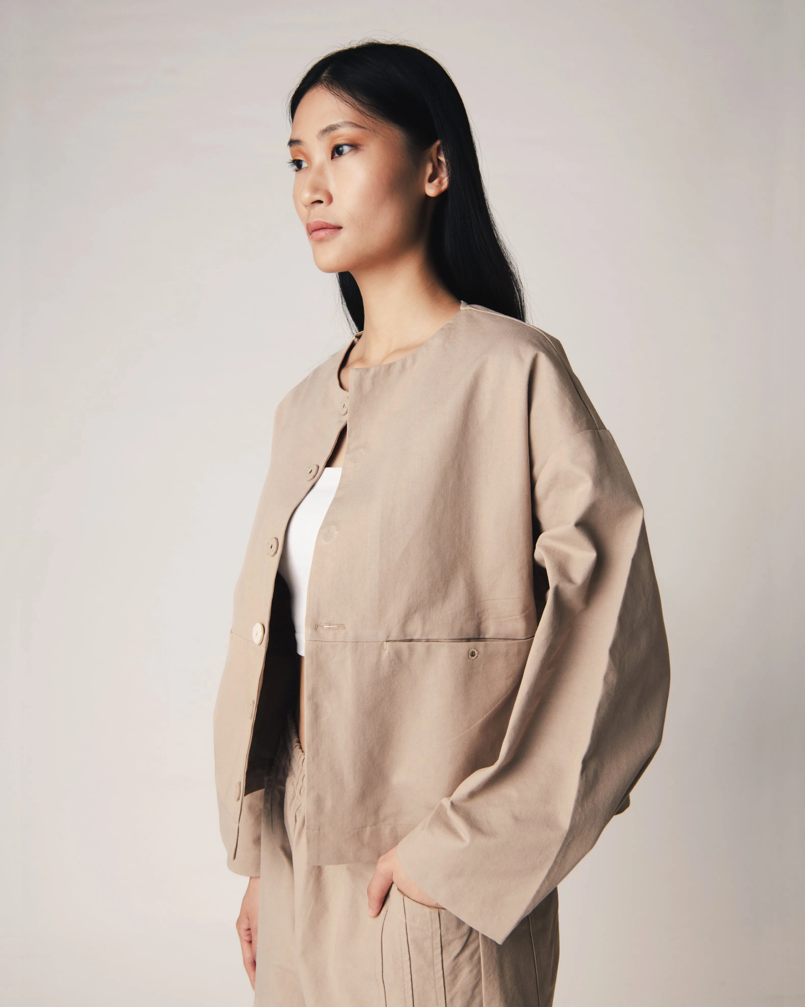 Unisex: The Cropped Jacket (Khaki)