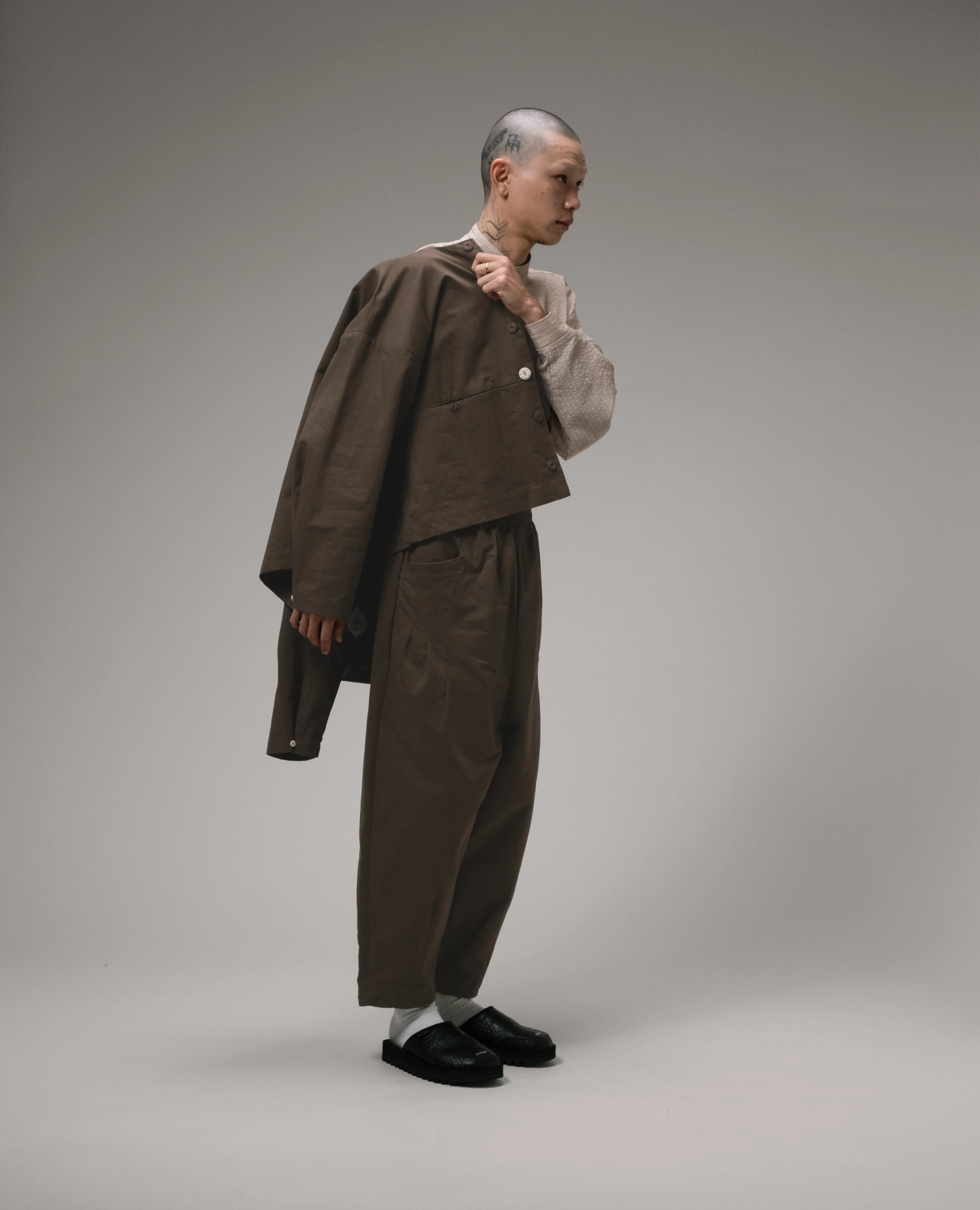 Unisex: The Cropped Jacket (Olive)